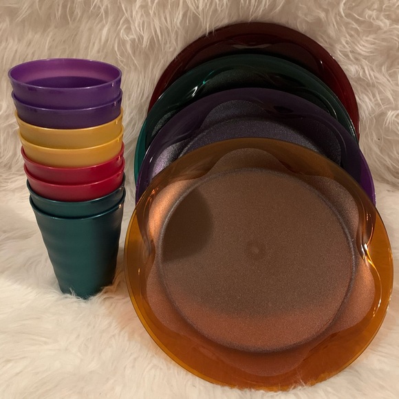 Tupperware Dining Set Of 6 Cups Dinner Plates By Tupperware Poshmark